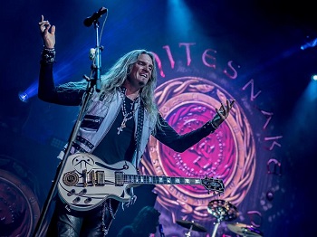 Whitesnake - 2019 - Live - 4