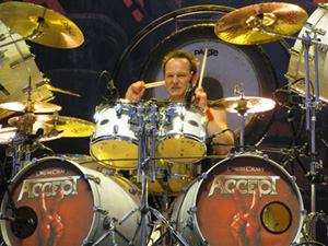 BYH accept LIVE 2012