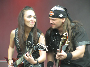 BYH crystal viper LIVE 2011