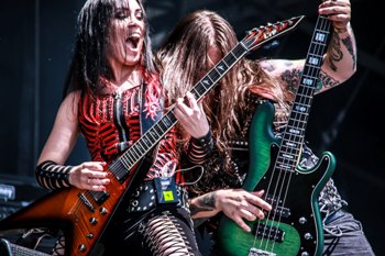Bang Your Head - live - 2017 - Chrystal