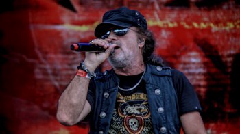 Bang Your Head - live - 2017 - krokus