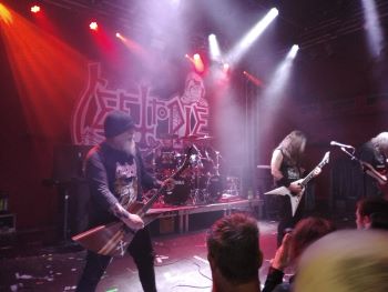 Left To Die - live - 2023
