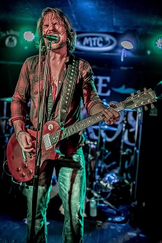The New Roses - live - 2017 Köln - text