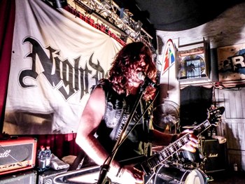 Night Demon - text - live - 2017