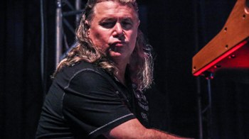 Bonfire And Friends - Paul Morris - live - 2018