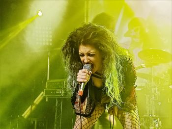 Supernova - live - 2023