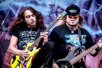 Bang Your Head - live - 2017 - Riot V