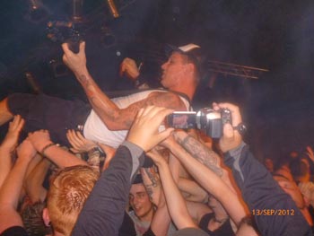 SERUM 114 serumcrowd LIVE 2012