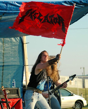 SKELATOR flagge INTI 2012