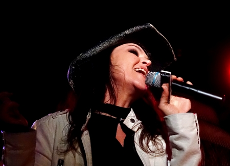 Stacy Collins-Live- 2017 - Start