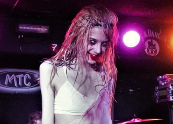 Starcrawler live2019 5