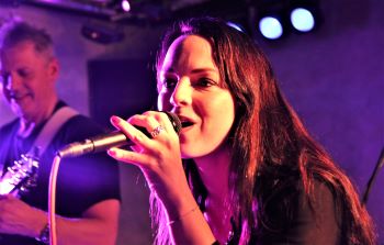Stephan Georg - Caroline- live - 2022