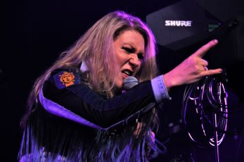 Thundermother - live - 2023